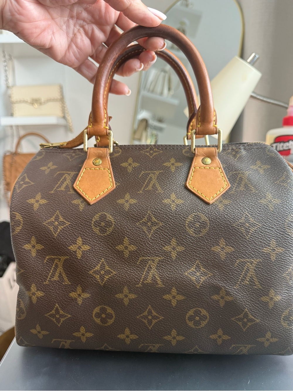 Louis Vuitton Monogram Speedy 25 Handbag - Brown with Tan Trim - Picture 4 of 13